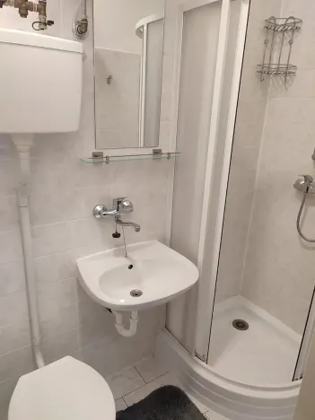 Pronájem bytu 1+1, Brno, Mojmírovo náměstí, 18 m2