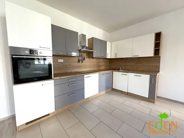 Pronájem bytu 3+kk, Plzeň, Úslavská, 75 m2