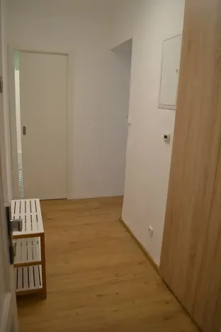 Pronájem bytu 2+kk, Praha - Michle, Prostřední, 43 m2