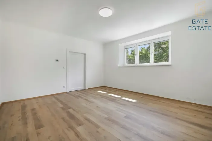 Pronájem bytu 2+kk, Brno, Tomešova, 43 m2