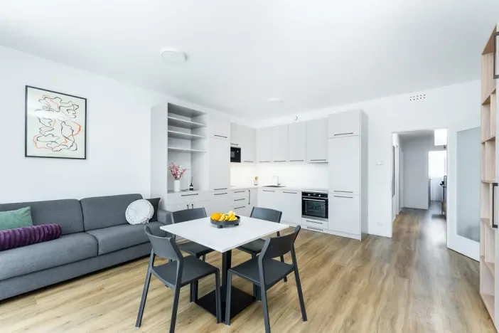 Pronájem bytu 3+kk, Praha - Vysočany, Odkolkova, 75 m2