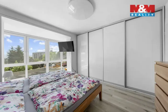 Prodej rodinného domu, Chlumec, Chlumecká, 260 m2