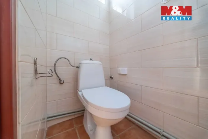 Pronájem rodinného domu, Komárov, Sadová, 47 m2