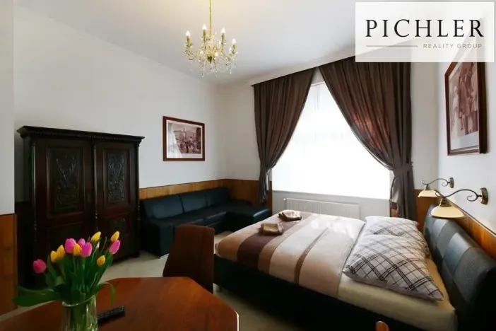 Prodej činžovního domu, Karlovy Vary, K. Čapka, 525 m2