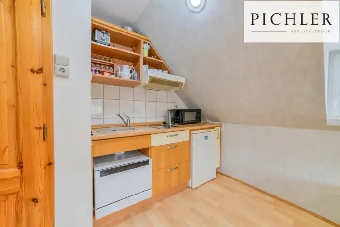 Prodej rodinného domu, Stříbrná, 341 m2