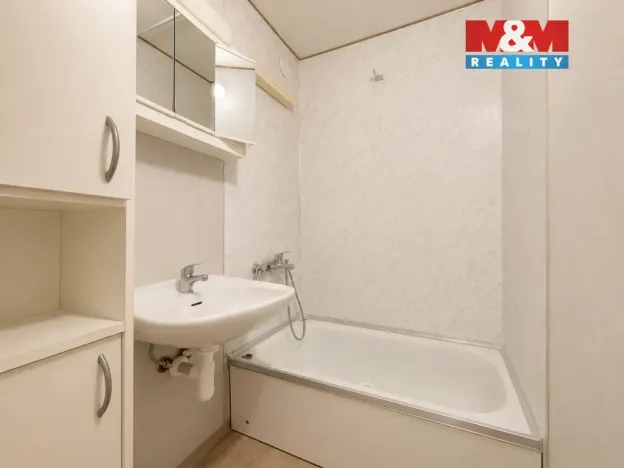 Prodej bytu 2+kk, Praha - Černý Most, Vašátkova, 45 m2