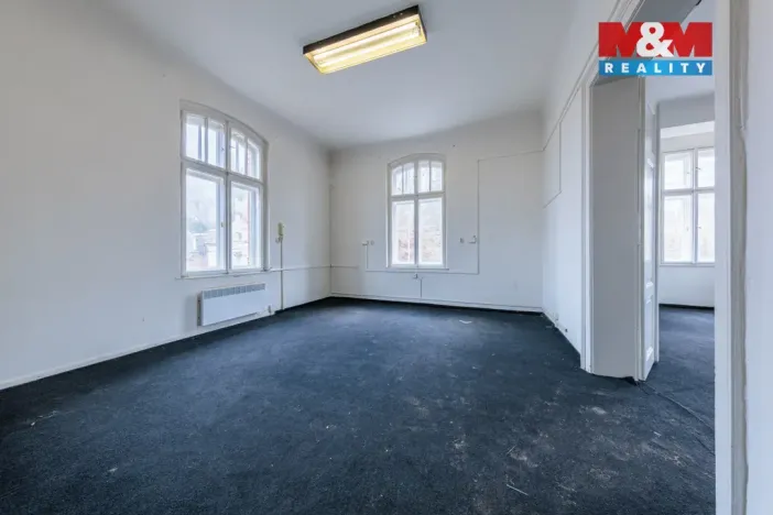 Prodej komerční nemovitosti, Kraslice, B. Smetany, 710 m2