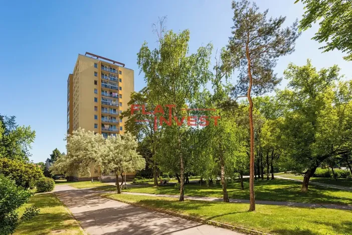Prodej bytu 2+1, Praha - Kobylisy, Paláskova, 56 m2