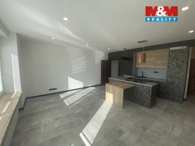 Pronájem bytu 2+kk, Ostrava, Zdeňka Štěpánka, 56 m2