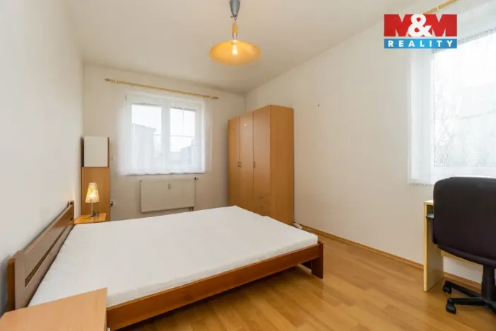 Pronájem bytu 2+1, Holice, Ottmarova, 62 m2