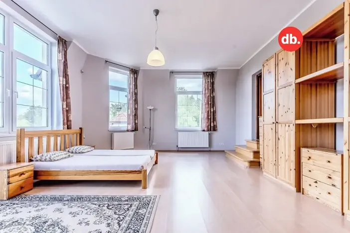 Prodej rodinného domu, Karlovy Vary, Krokova, 280 m2
