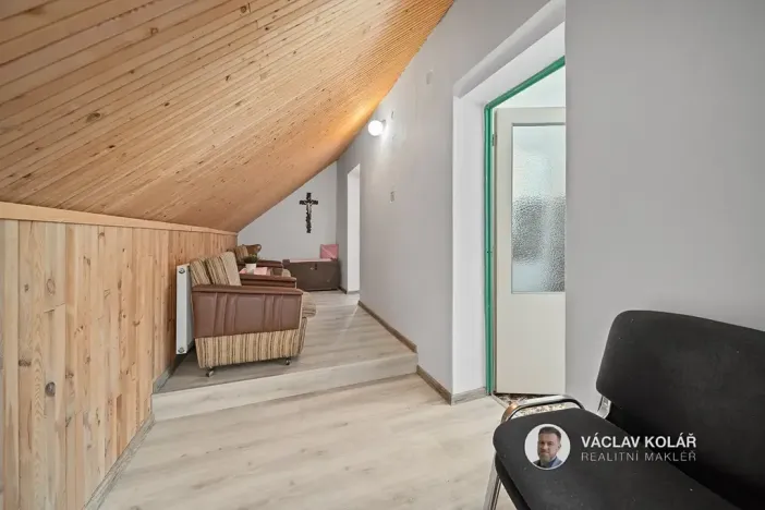 Prodej rodinného domu, Tetín, 130 m2