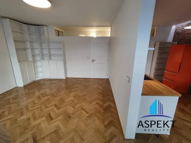 Pronájem bytu 2+kk, Praha - Žižkov, Hartigova, 71 m2