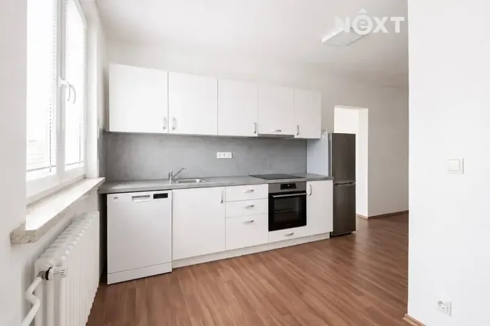 Pronájem bytu 3+1, Zlín, L. Váchy, 110 m2