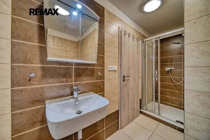 Pronájem bytu 1+kk, Poděbrady, Nerudova, 31 m2