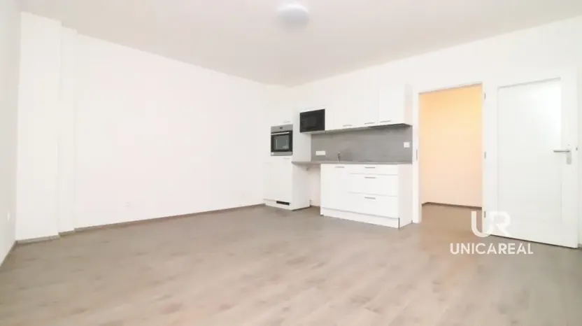Pronájem bytu 1+kk, Brno - Líšeň, Šimáčkova, 32 m2