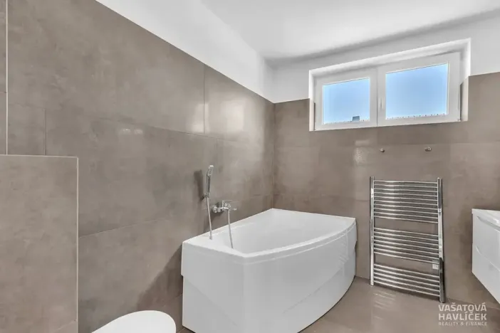 Pronájem rodinného domu, Černilov, 150 m2