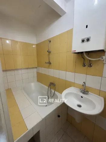 Prodej bytu 1+kk, Praha - Krč, Obětí 6. května, 27 m2