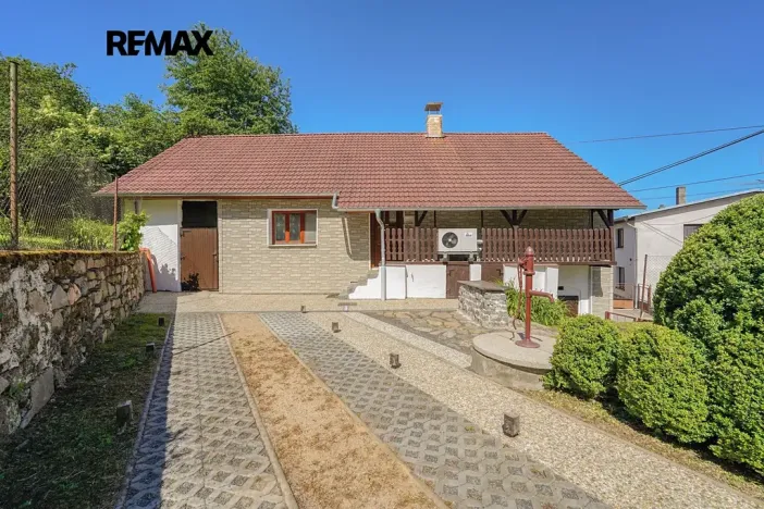 Prodej rodinného domu, Sedlčany, 93 m2