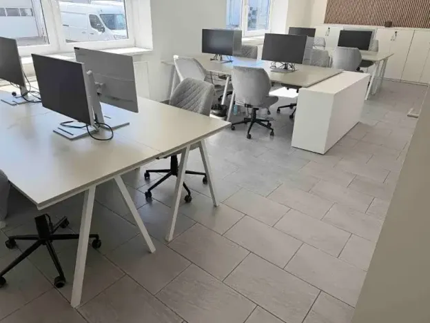 Pronájem skladu, Jihlava, 600 m2
