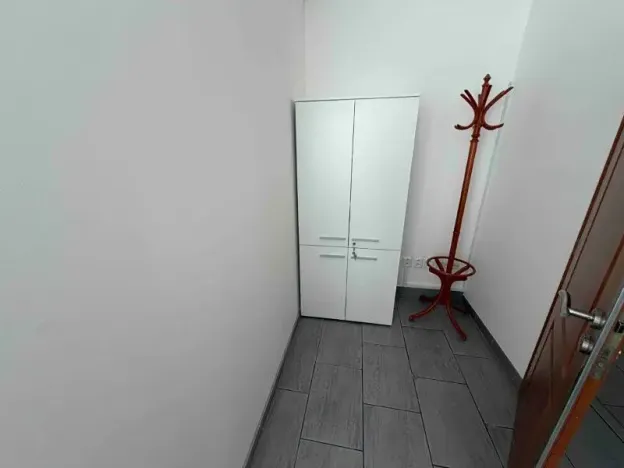 Pronájem skladu, Jihlava, 600 m2