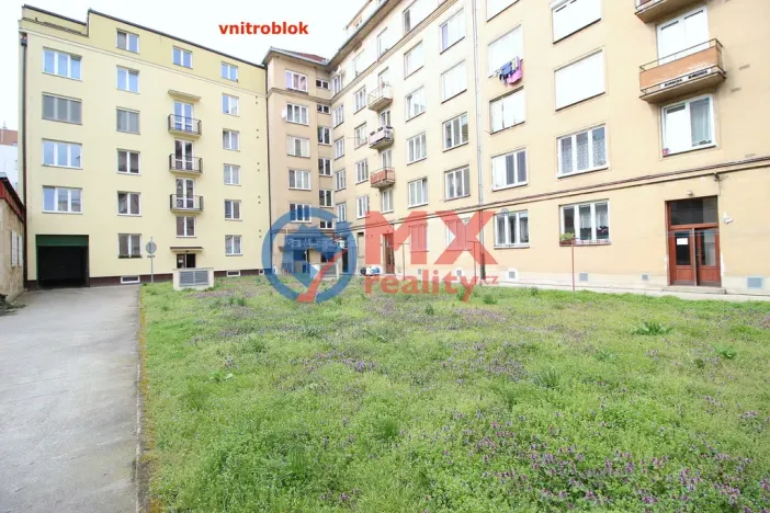 Pronájem bytu 2+kk, Praha - Holešovice, Ortenovo náměstí, 85 m2