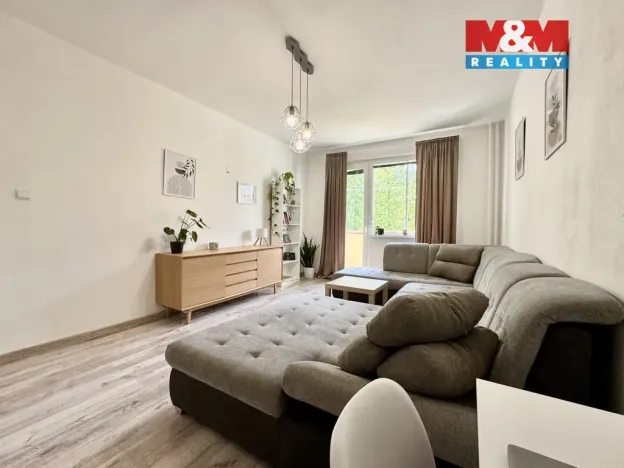 Pronájem bytu 2+1, Chomutov, Blatenská, 51 m2