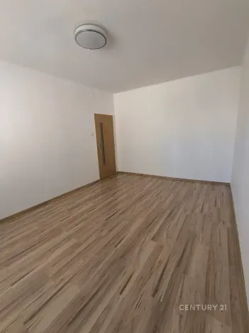 Pronájem bytu 2+1, Most, Jaroslava Vrchlického, 51 m2