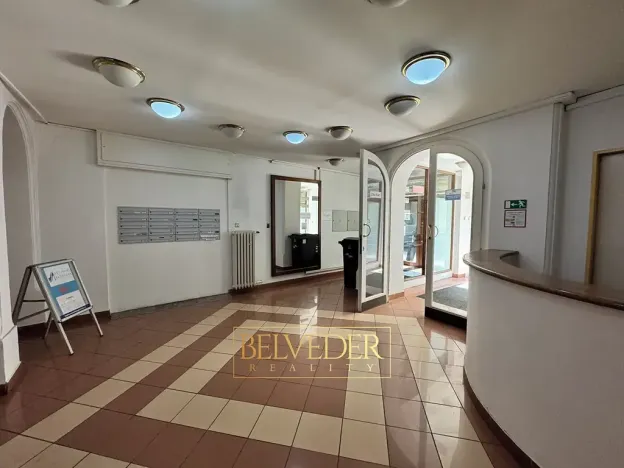 Pronájem obchodního prostoru, Teplice, Školní, 441 m2