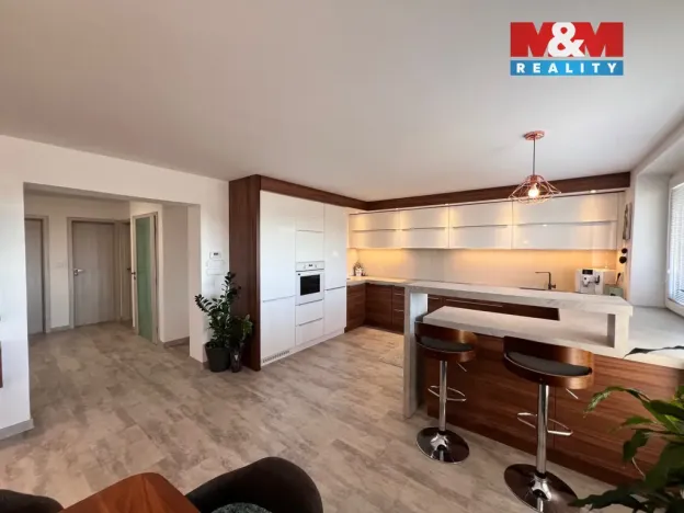 Prodej rodinného domu, Velká Polom, Budovatelů, 169 m2