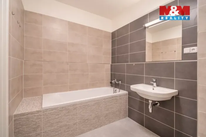 Pronájem bytu 2+kk, Praha, U Hostavického potoka, 72 m2