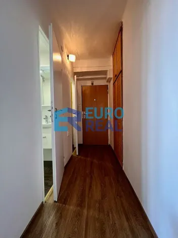 Pronájem bytu 2+1, Praha - Modřany, U zastávky, 55 m2