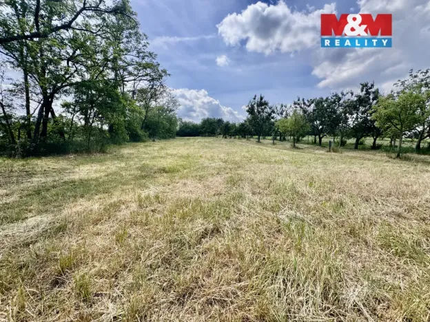Prodej zahrady, Drnholec, 832 m2