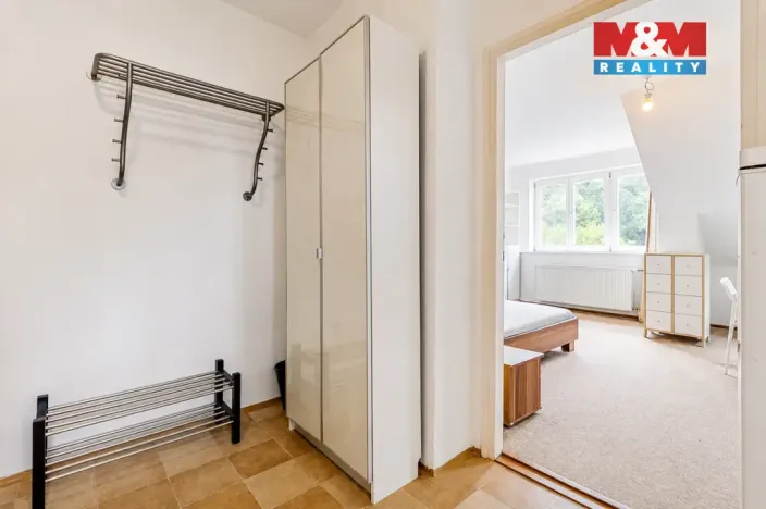 Pronájem bytu 1+kk, Praha - Libeň, Kundratka, 42 m2