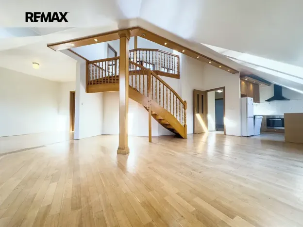 Prodej atypického bytu, Praha - Smíchov, Na Březince, 135 m2