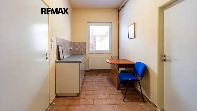 Prodej ordinace, Česká Lípa, Pod Holým vrchem, 196 m2