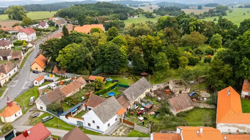 Prodej zemědělské usedlosti, Kalenice, 100 m2