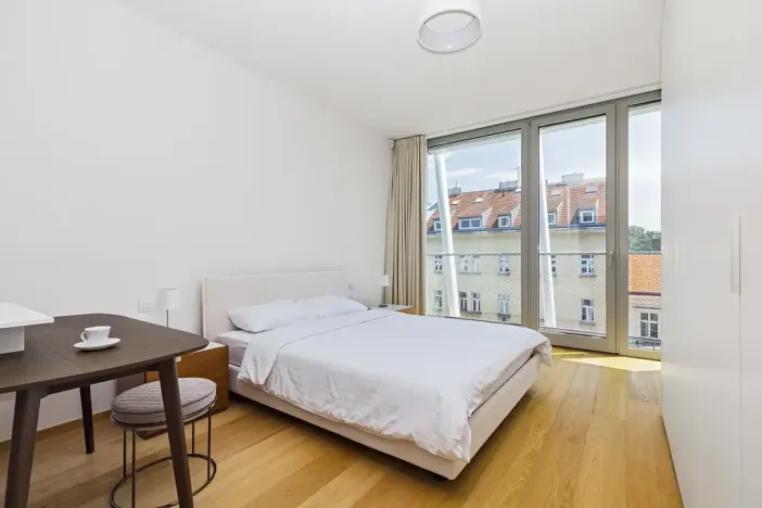Pronájem bytu 2+kk, Praha - Smíchov, 62 m2