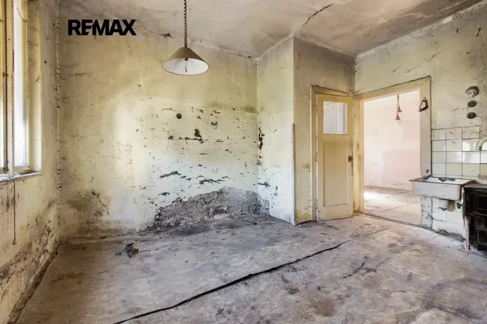 Prodej rodinného domu, Praha - Suchdol, U hotelu, 106 m2