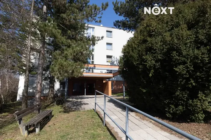 Pronájem bytu 1+1, Zlín, Družstevní, 35 m2