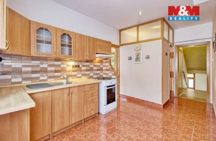Prodej rodinného domu, Chomutov, Palachova, 252 m2