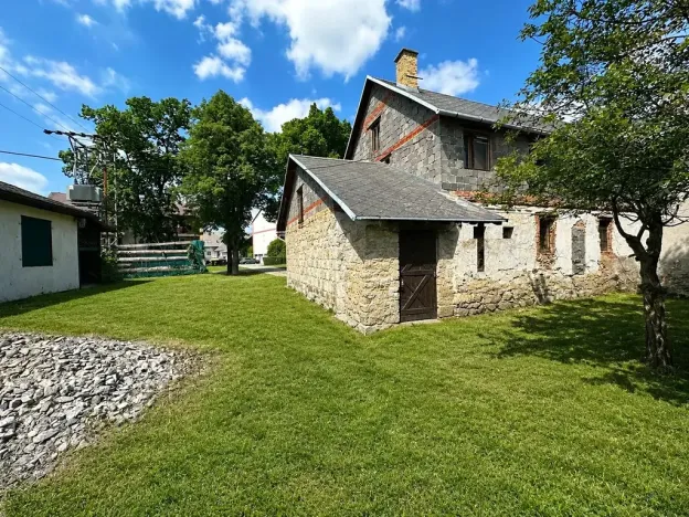 Prodej vícegeneračního domu, Velká Kraš, 350 m2