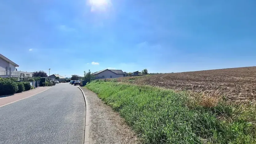Prodej pozemku pro bydlení, Hrušovany u Brna, Pod Střediskem, 896 m2