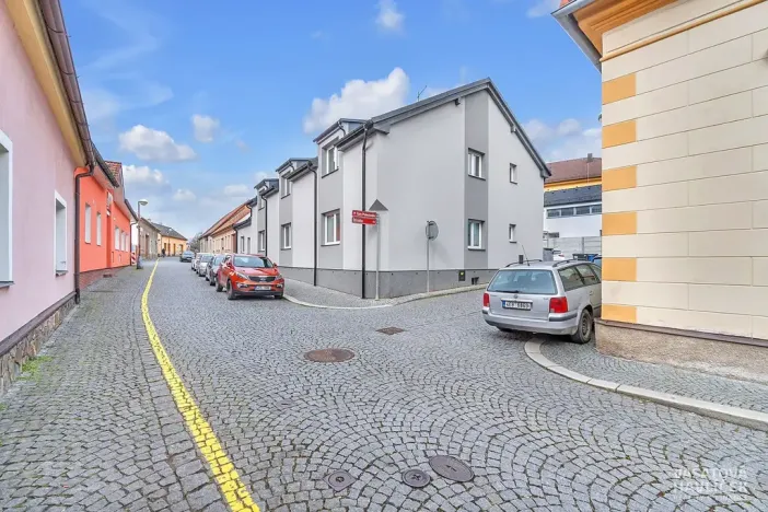 Pronájem bytu 2+kk, Přelouč, Štítného, 49 m2