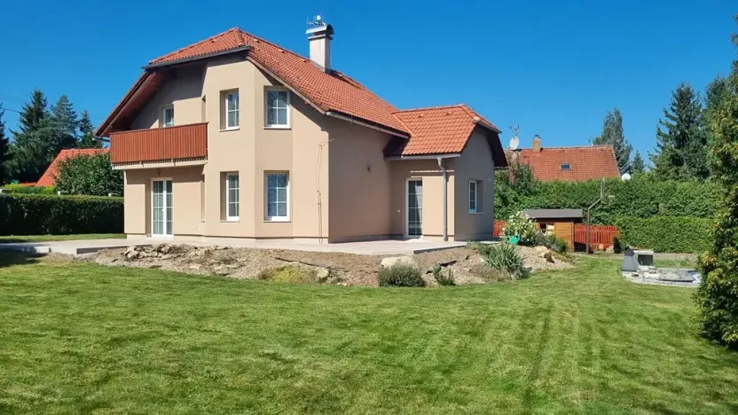 Pronájem rodinného domu, Liberec, Irkutská, 250 m2