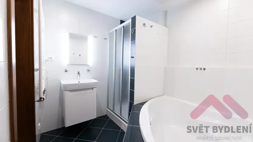 Pronájem bytu 3+kk, Praha - Záběhlice, Mattioliho, 82 m2