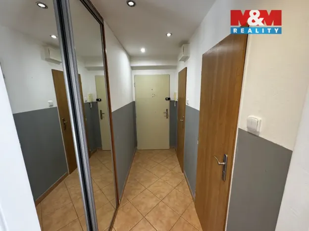 Pronájem bytu 3+1, Benešov, Bezručova, 58 m2