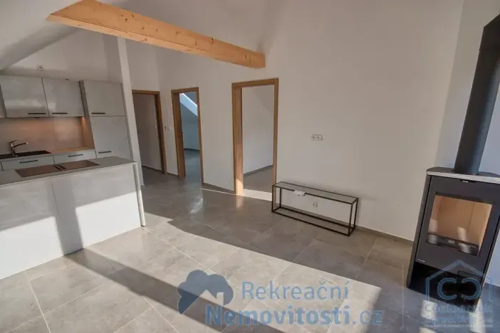 Prodej bytu 3+kk, Nová Pec, 76 m2