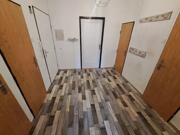 Pronájem bytu 2+1, Hradec Králové, U Koruny, 75 m2