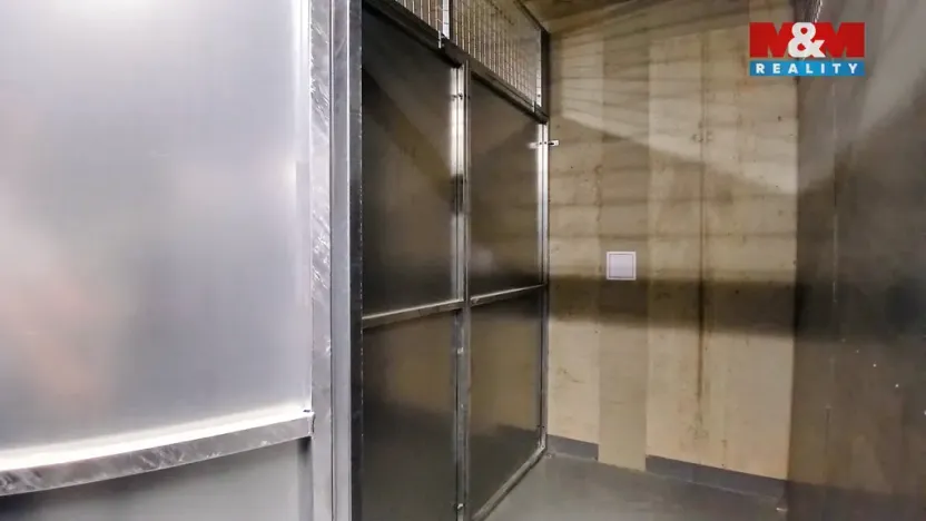 Pronájem bytu 2+kk, Praha - Hloubětín, Kardašovská, 39 m2